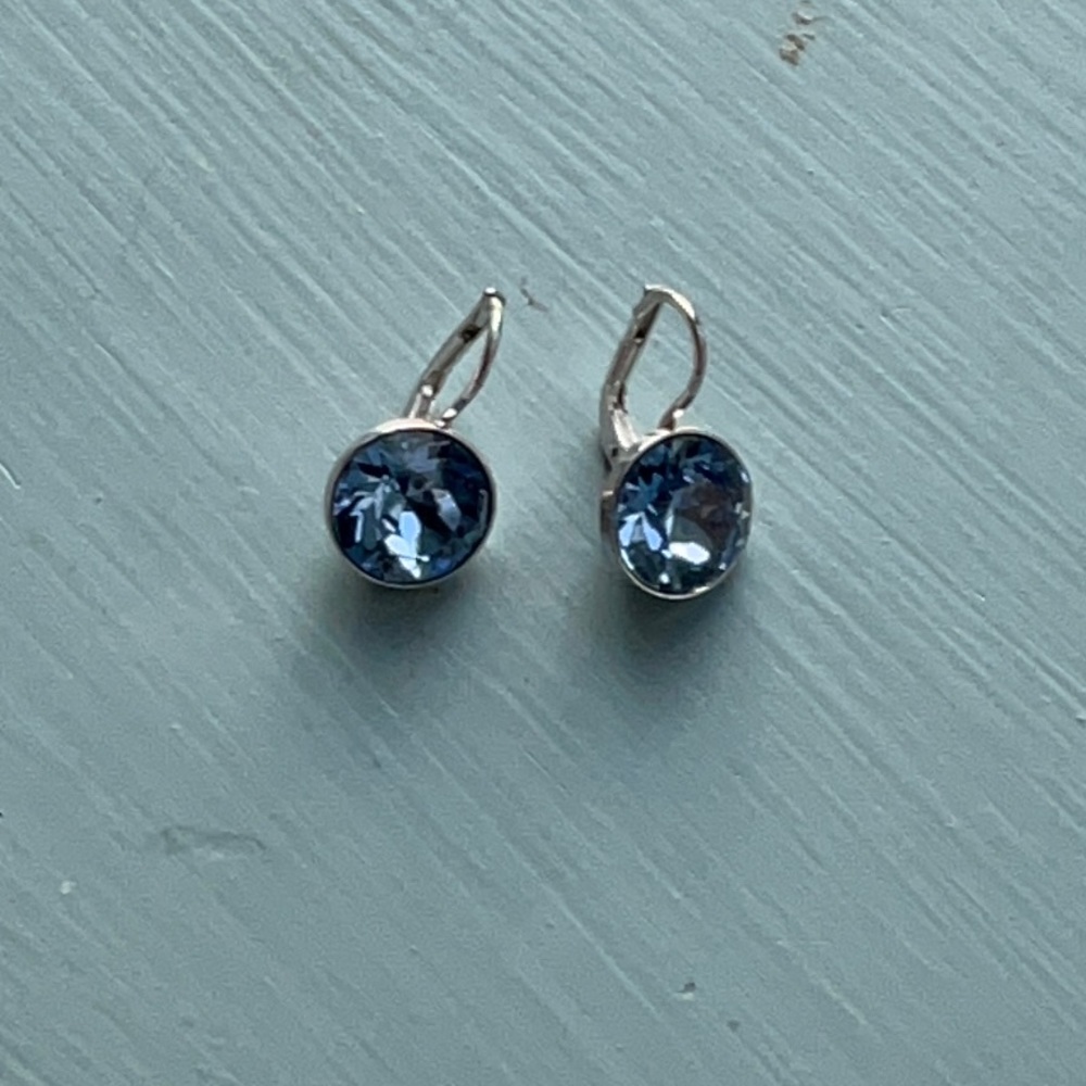 Swarovski small Bella earrings - blue crystals
